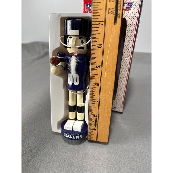 NFL Sports Collectors Nutcracker Baltimore Ravens Football Player Figurine 7" 19 - Picture 7 of 12
